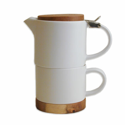 teapot and mug stack